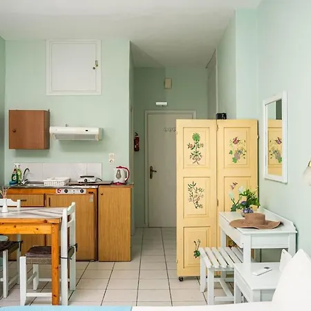 Апартаменты Marylee's Old Town #2 Adults Only Ретимно