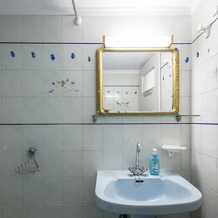 Marylee's Old Town #2 Adults Only Ретимно